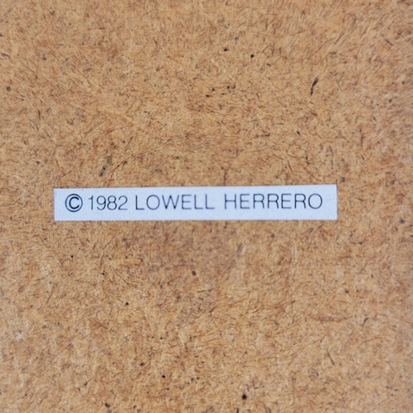 Vintage Wooden Framed Signed Tile By Lowell Herrero "Holiday Picnic Spot" - Picture 3 of 4